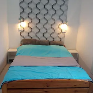 ellenőrizze a rendelkezésre állást